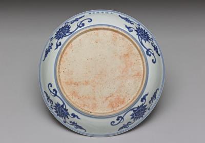 图片[3]-Dish with sprays of pomegranate flowers and fruit in underglaze blue, Xuande reign, 1426-1435-China Archive